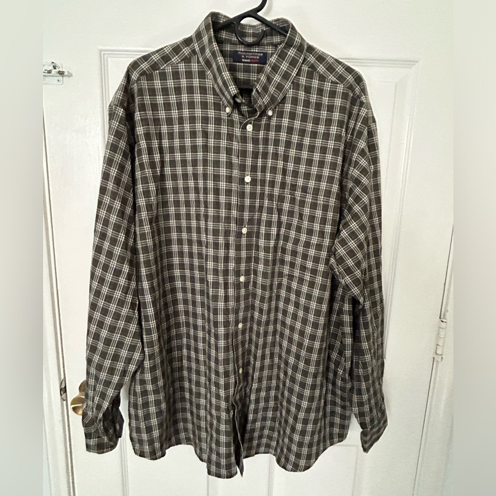 Roundtree & Yorke Green Plaid Shirt